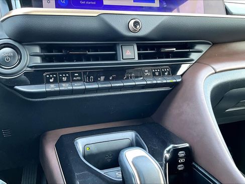 Used 2024 Toyota Crown Limited w/ Advanced Technology Package image 35