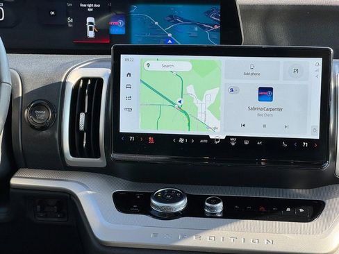 Used 2025 Ford Expedition Max Active image 14