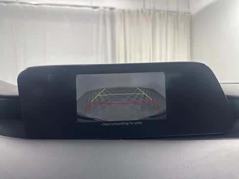 Used 2022 MAZDA MAZDA3 s image 16