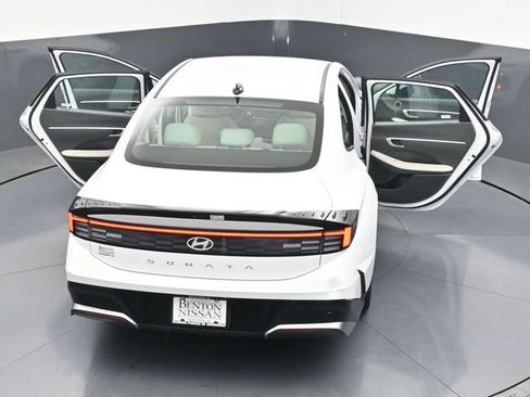 Used 2025 Hyundai Sonata SEL FWD image 45