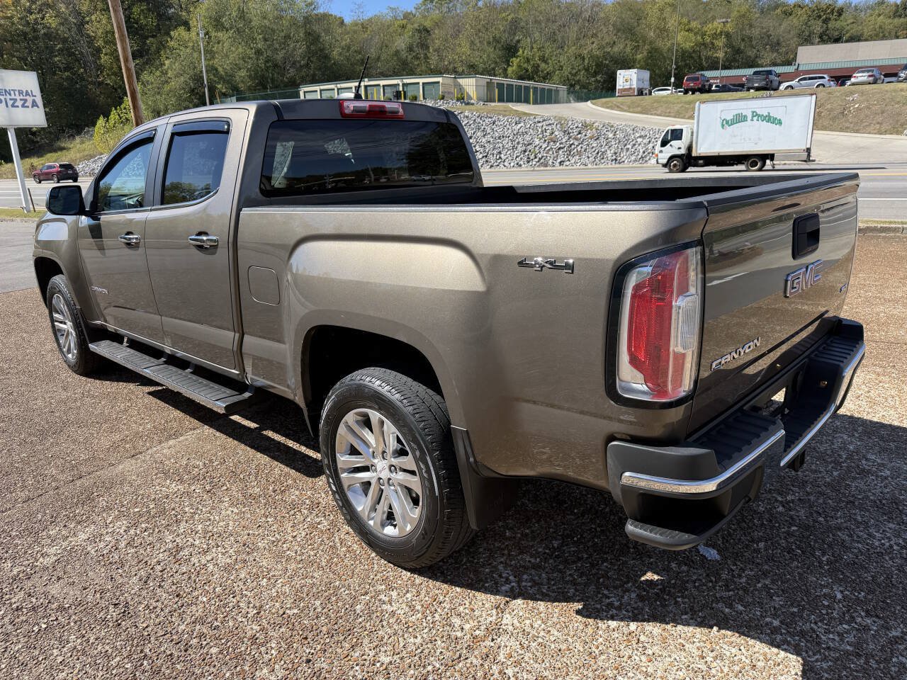 Used 2015 GMC Canyon SLT w/ Driver Alert Package AWD/4WD image 5