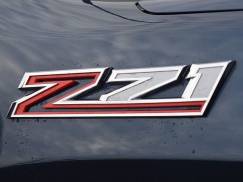 Used 2021 Chevrolet Silverado 1500 RST image 12