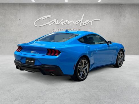 Used 2024 Ford Mustang Coupe RWD image 16