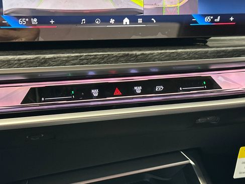 New 2026 BMW 740i w/ Premium Package image 16