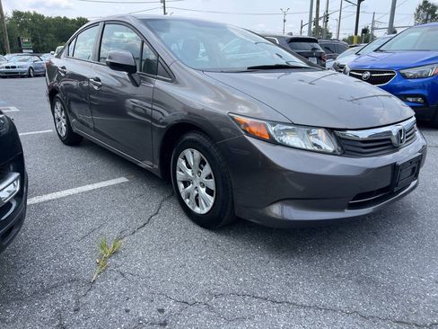 Used 2012 Honda Civic LX image 4