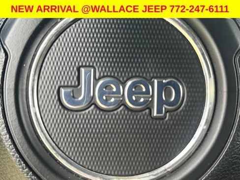 Used 2022 Jeep Wrangler Unlimited Rubicon 4xe w/ Steel Bumper Group AWD/4WD image 24