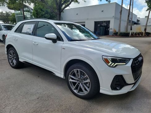 New 2025 Audi Q3 2.0T Premium image 6