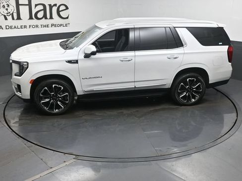 Used 2023 GMC Yukon SLT w/ SLT Luxury Package AWD/4WD image 64