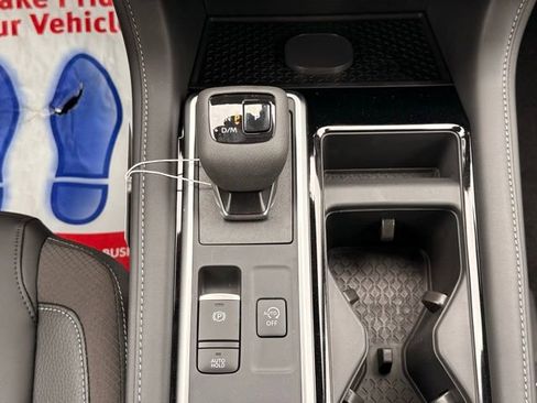 New 2026 Nissan Pathfinder SL AWD/4WD image 29