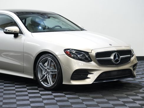 Used 2018 Mercedes-Benz E 400 Coupe image 9