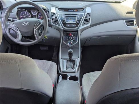 Used 2016 Hyundai Elantra SE w/ Option Group 02 image 15