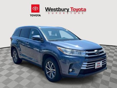 Used 2017 Toyota Highlander XLE