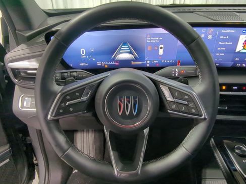 Used 2025 Buick Enclave Preferred image 36