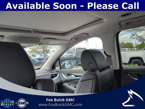 Used 2021 Buick Enclave Avenir w/ Avenir Technology Package AWD/4WD image 9