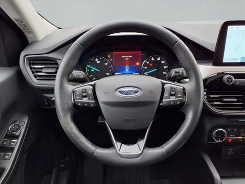 Used 2022 Ford Escape SEL image 14