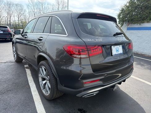 Used 2022 Mercedes-Benz GLC 300 4MATIC image 3