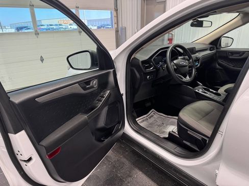 Used 2020 Ford Escape S image 7