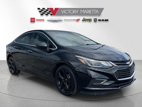 Used 2017 Chevrolet Cruze Premier image 7