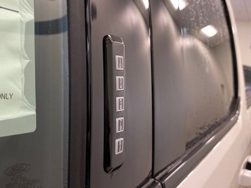 New 2023 Ford F150 Lightning Platinum image 22