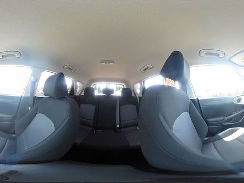 Used 2025 Kia Soul LX w/ LX Technology Package FWD image 40