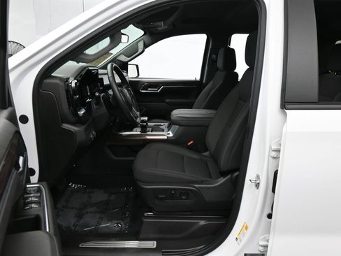 Used 2026 Chevrolet Silverado 1500 RST RWD image 11