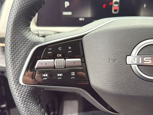 Certified 2023 Nissan Ariya FWD image 24