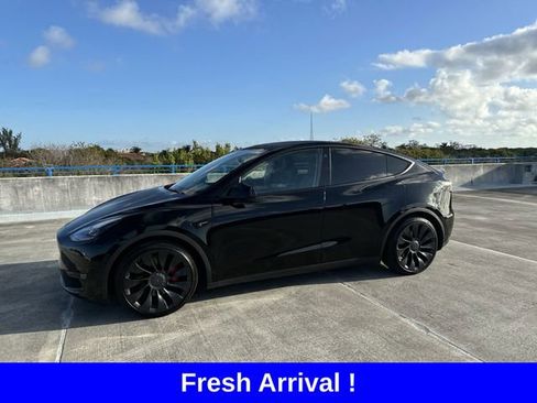 Used 2022 Tesla Model Y Performance image 38