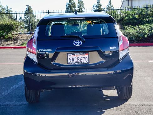 Certified 2016 Toyota Prius C Persona Series image 5