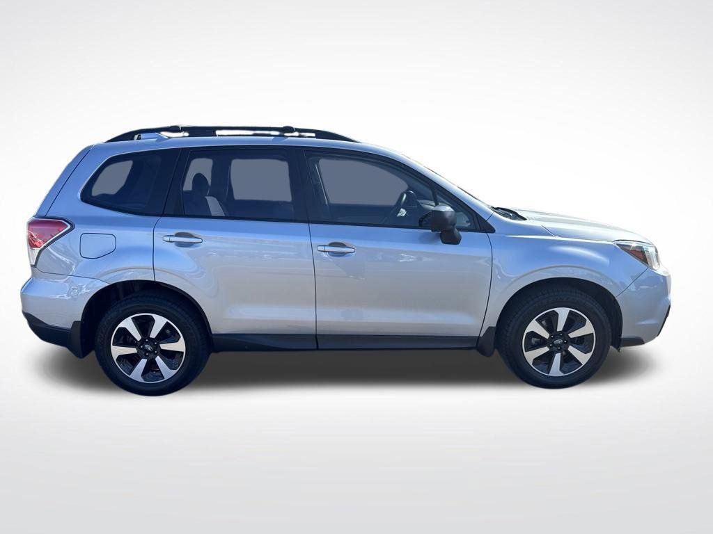 Used 2017 Subaru Forester 2.5i w/ Protection Package #1 AWD/4WD image 8