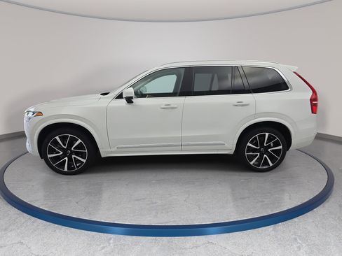 Used 2023 Volvo XC90 B5 Plus w/ Protection Package AWD/4WD image 8