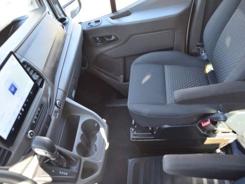 Used 2022 Ford Transit 350 XLT image 23