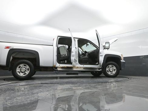 Used 2009 Chevrolet Silverado 2500 LTZ w/ Safety Package image 50