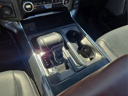 Used 2021 Ford F150 Lariat w/ Equipment Group 502A High image 31