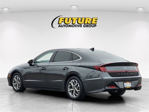 Used 2022 Hyundai Sonata SEL w/ Preferred Accessory Package image 7