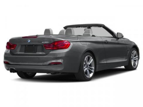 Used 2018 BMW 430i xDrive Convertible image 2