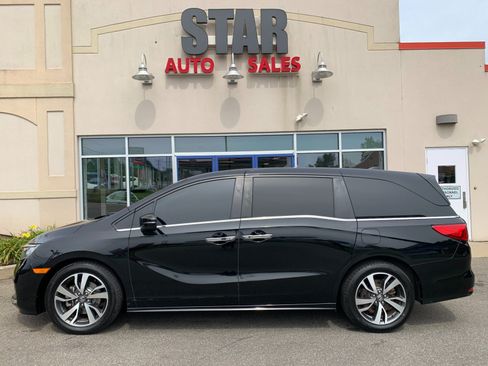 Used 2023 Honda Odyssey Touring image 4