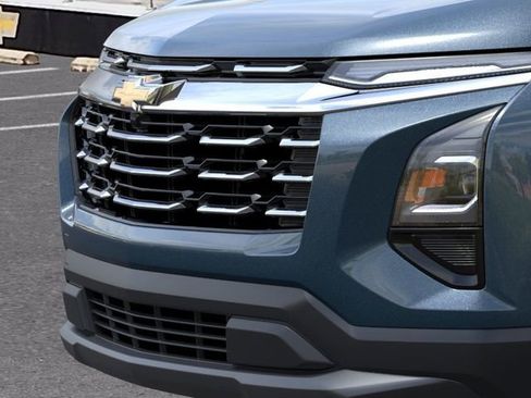 New 2026 Chevrolet Equinox LT w/ Convenience Package II FWD image 13