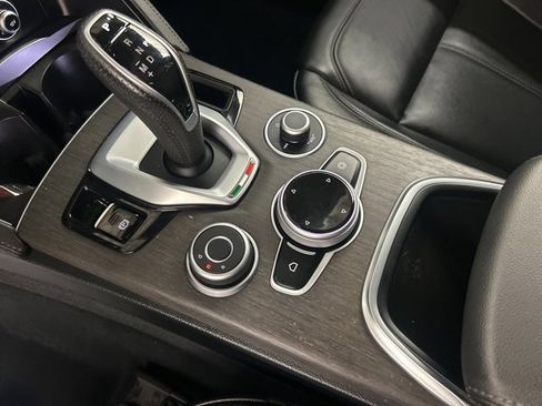 Used 2023 Alfa Romeo Stelvio Ti w/ Active Assist Plus Package image 23