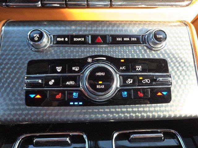 Used 2023 Lincoln Aviator Black Label AWD/4WD image 37