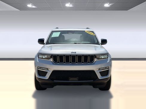 Used 2023 Jeep Grand Cherokee 4WD 4xe image 6