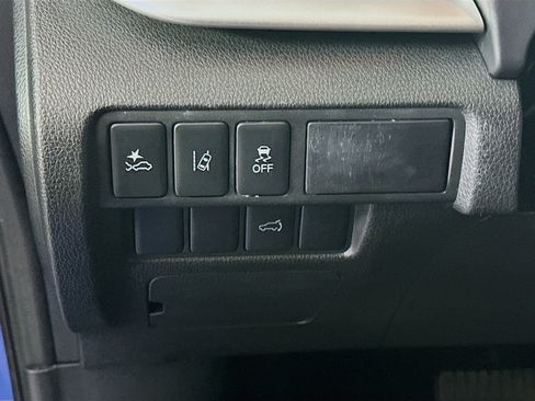 Used 2024 Mitsubishi Eclipse Cross SE image 17