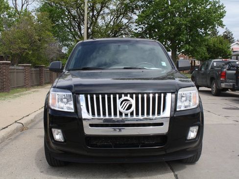 Used 2009 Mercury Mariner 4WD image 3