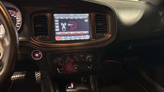 Used 2022 Dodge Charger SRT Hellcat RWD image 13