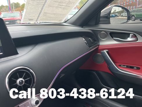 Used 2020 Kia Stinger GT2 image 30