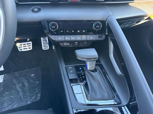 New 2026 Hyundai Elantra SEL Sport image 17