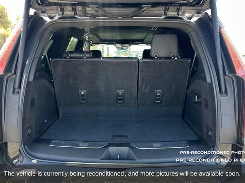 Used 2023 Cadillac Escalade Sport w/ LPO, ONYX Package RWD image 8