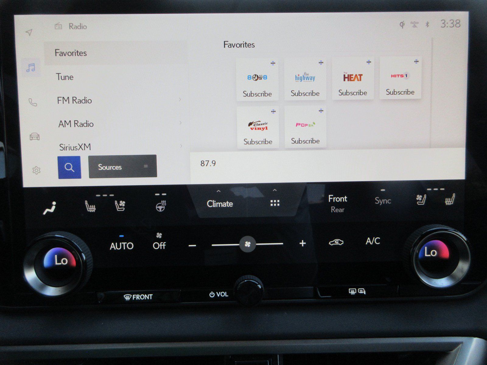 Used 2024 Lexus RX 350h w/ Accessory Package (Z1) AWD/4WD image 37