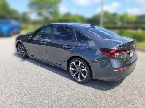 Used 2025 Honda Civic Sport image 12