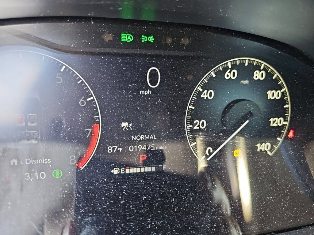 Used 2024 Honda HR-V LX image 8