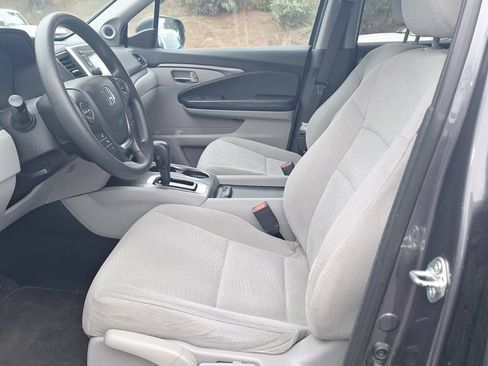 Used 2016 Honda Pilot LX image 9